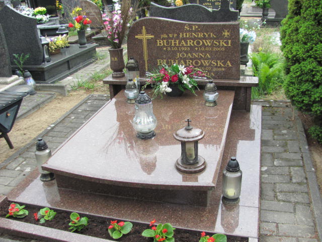 Grób Henryk Buharowski