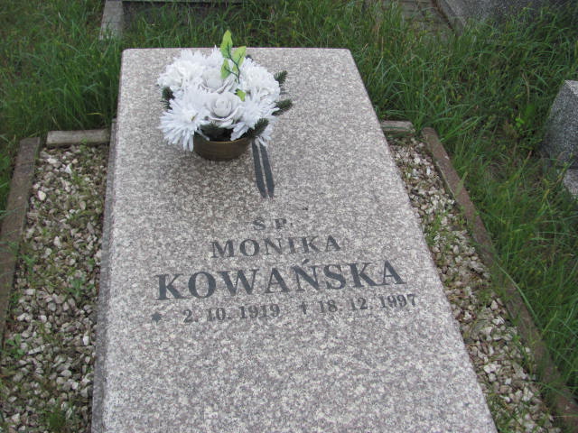 Monika Kowańska 1919 Bydgoszcz Ewangelicki - Grobonet - Wyszukiwarka osób pochowanych